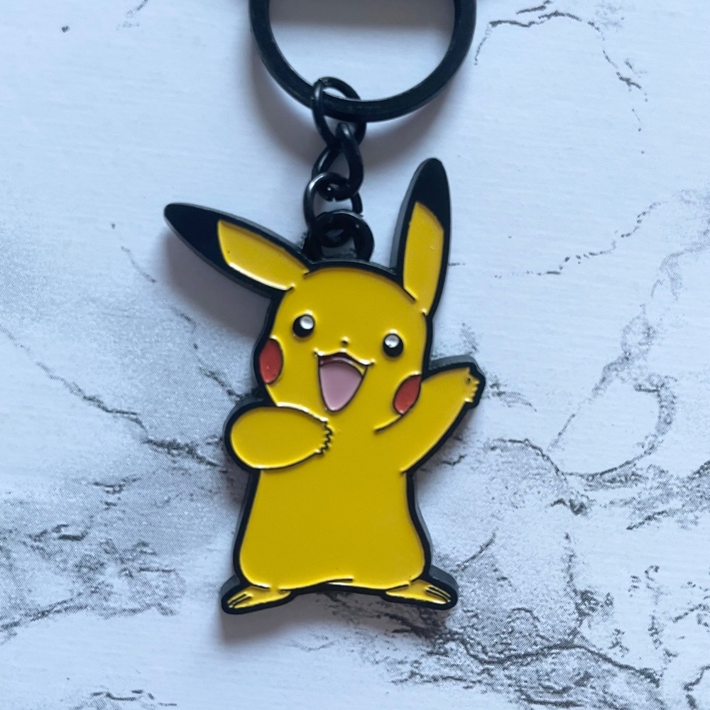 Pokemon pikachu metal keychain - Picture 2 of 3